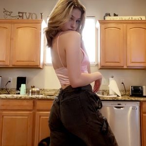 Meet your Posher, Cameron